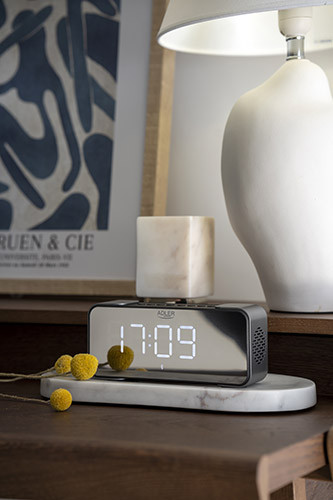 Radiobudzik Bluetooth z FM, AUX i zasilaniem akumulatorowym Adler 1190