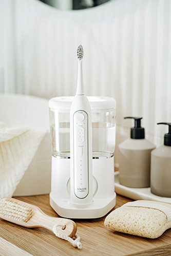Szczoteczka soniczna z irygatorem 2w1 - zestaw podróżny z ładowaniem USB-C Adler 2180