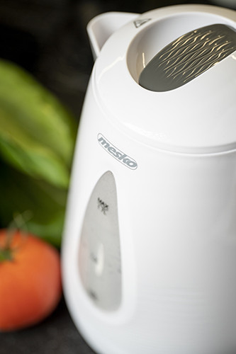 Czajnik elektryczny 1,7 L z automatycznym wyłączaniem Mesko 1261