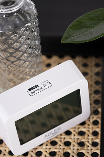 Budzik z czujnikiem temperatury i wilgotności Adler 1196