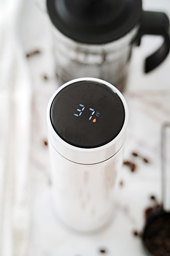 Termos z wyświetlaczem LED - dotykowy pomiar temperatury 473ml Adler 4506