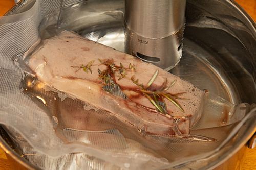 Wolnowar Sous vide - precyzyjny termostat do gotowania Adler 6415