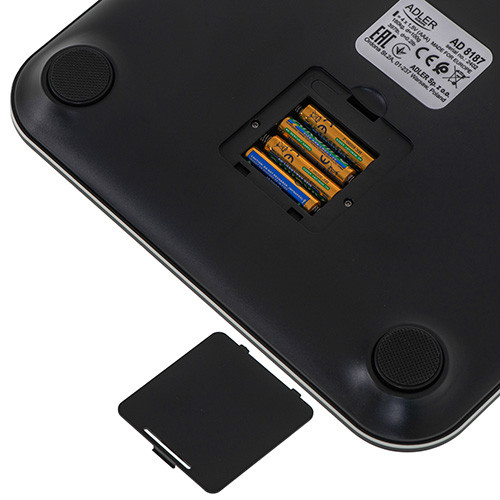 Inteligentna waga łazienkowa z 12 parametrami - Adler 8187