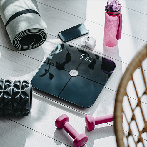 Inteligentna waga łazienkowa z 12 parametrami - Adler 8187