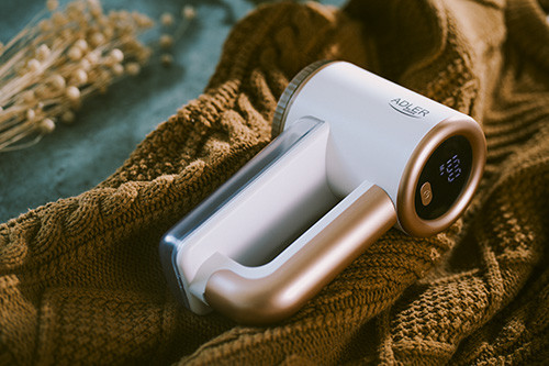 Golarka do tkanin z wyświetlaczem LCD i 3 prędkościami Adler 9617