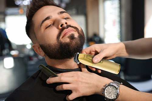 Trymer do brody z ceramicznym ostrzem i 4 nakładkami - USB Adler 2836