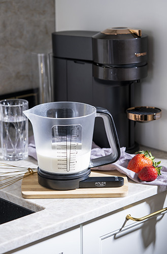 Elektroniczna waga kuchenna 5kg z kubkiem miarką Adler 3178