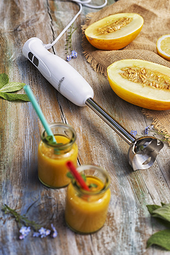 Mikser ręczny 300W ze stali nierdzewnej Mesko 4619