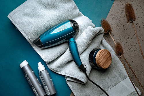 Suszarka do włosów 1800W z zimnym nawiewem Adler 2263