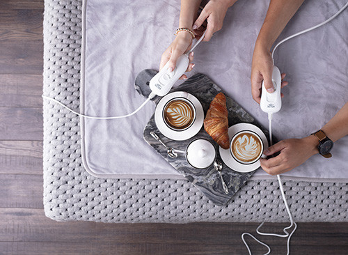 Elektryczny koc podkładowy 160x150 cm z regulacją temperatury Adler 7426