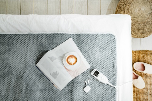 Elektryczny koc podkładowy z czasomierzem i 8 poziomami grzania Camry 7416