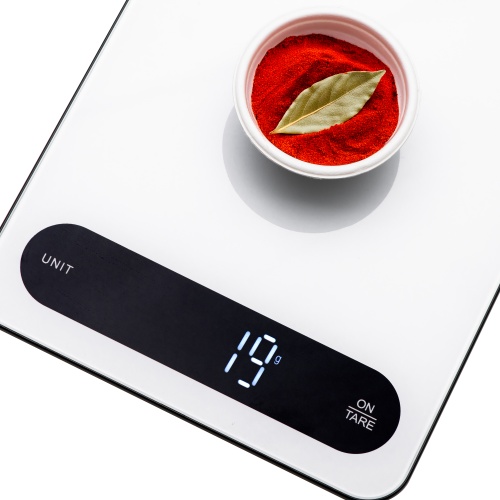 Waga kuchenna 10 kg z USB-C i szklaną platformą AD 3177