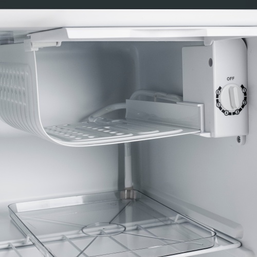 Lodówka podblatowa 45L metalowe drzwi regulacja temperatury Adler 8096