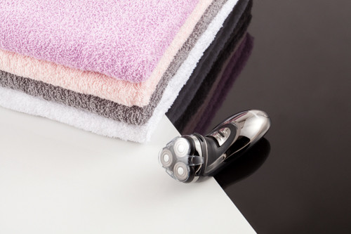 Golarka elektryczna 3 głowice z trymerem - akumulatorowa i sieciowa Mesko 2920