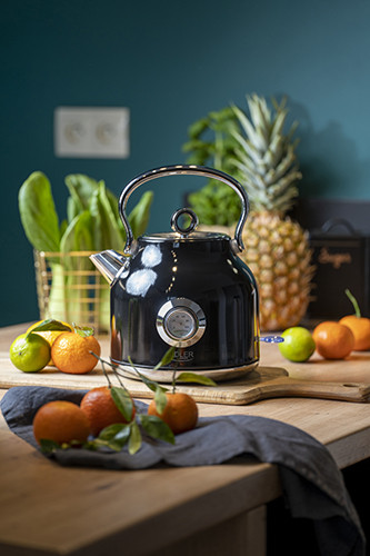 Czajnik elektryczny z termometrem 1,7L stal nierdzewna Adler 1346