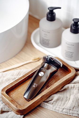 Golarka elektryczna z trymerem do brody i 3 głowicami - IPX7 - Adler 2945