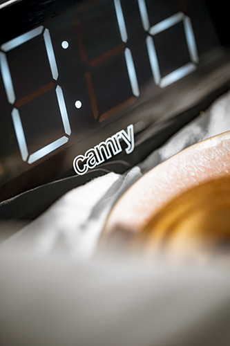 Radiobudzik z wyświetlaczem LED i radio FM/AM Camry 1156