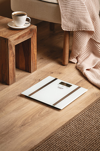 AD 8154 Waga łazienkowa z analizatorem