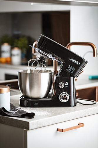 Robot planetarny 1200W z misą 3,5L i 6 prędkościami Mesko 4217