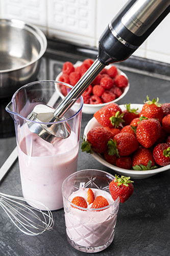 Blender ręczny 600W z pojemnikiem i ubijaczką Camry 4621