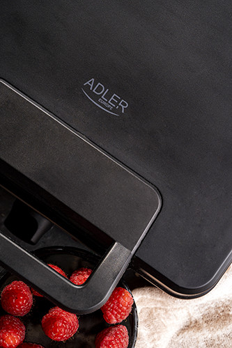Gofrownica 1800W z regulacją temperatury Adler 3049