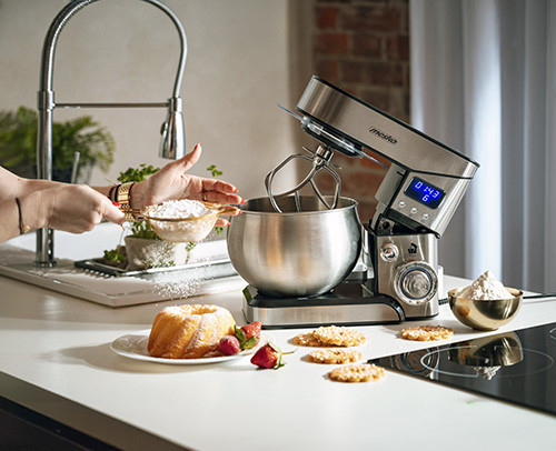 Robot planetarny 5L LCD 2000W z wyświetlaczem Mesko 4228