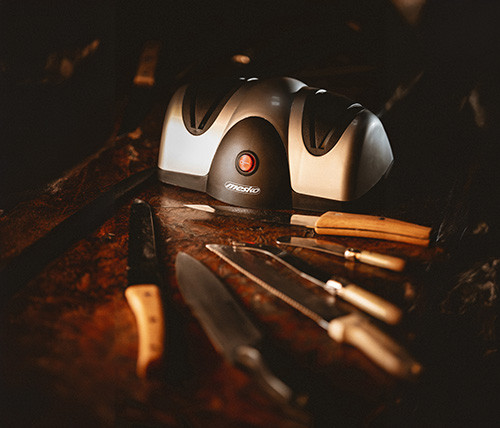 Elektryczna ostrzałka do noży z systemem 2-stopniowym Mesko 4516